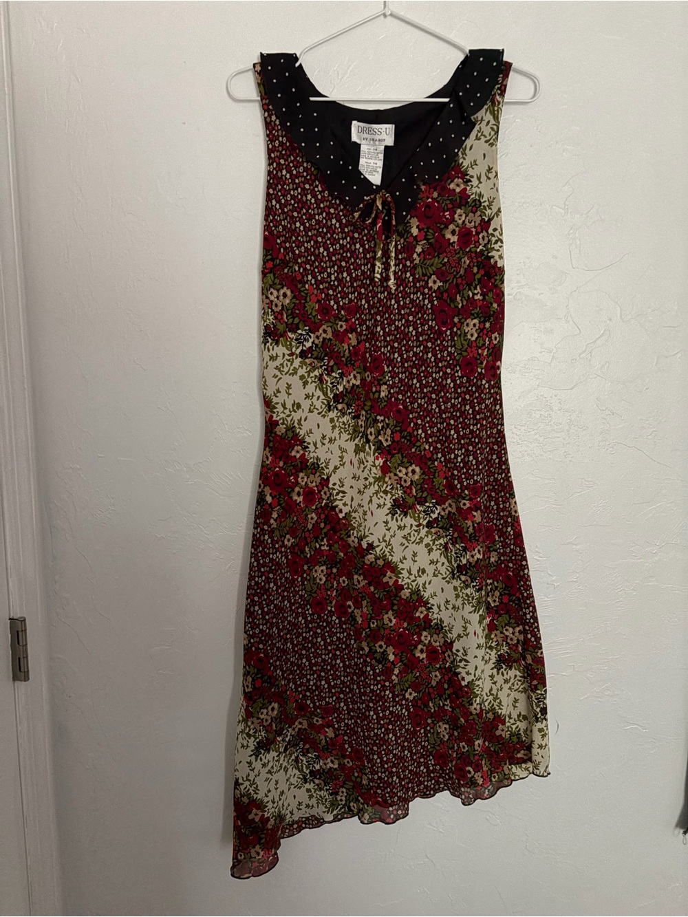Floral Sleeveless A-Line Dress with Contrast Collar - Red
